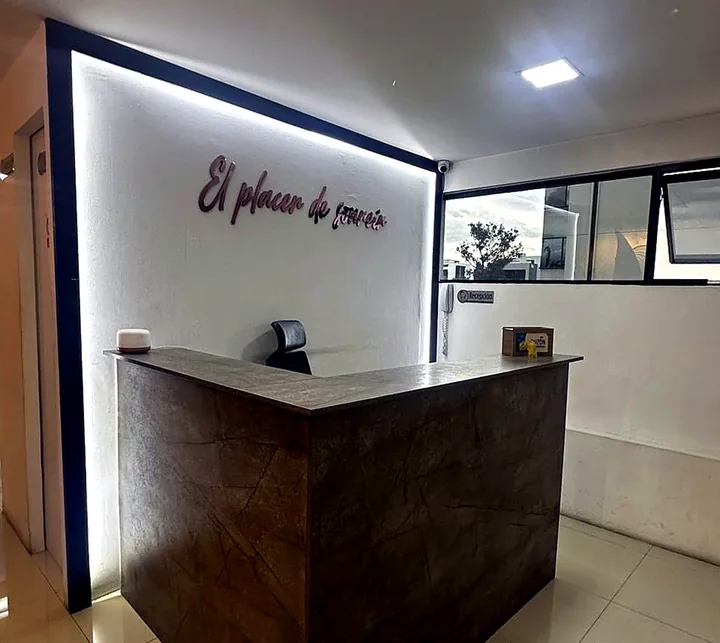 Mostrador de recepción de OdontoSmile